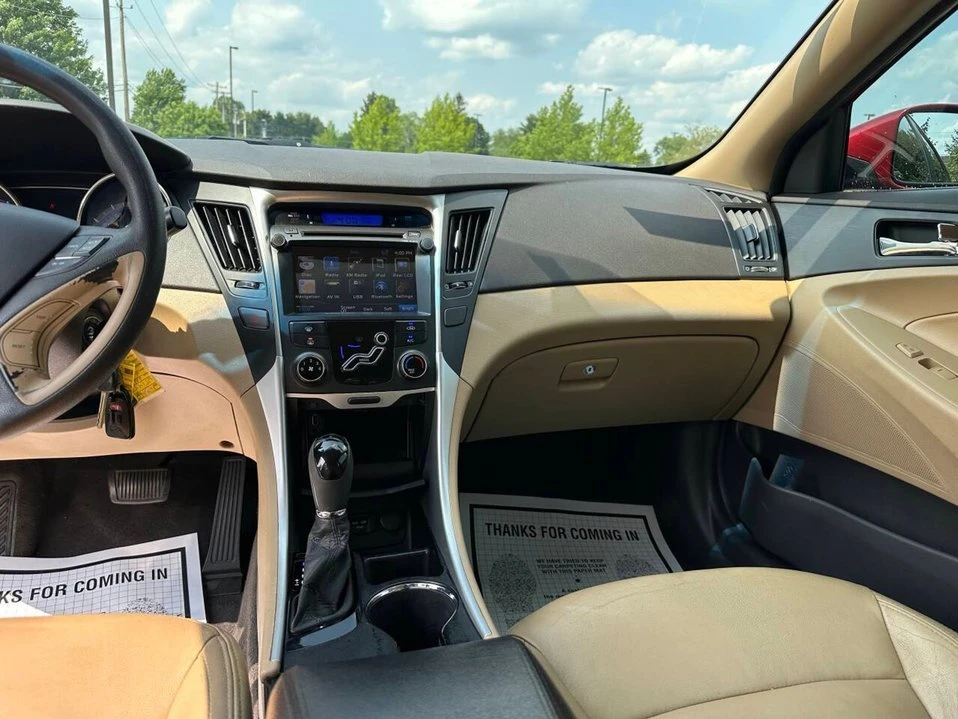 2012 Hyundai Sonata - Image 20 of 20