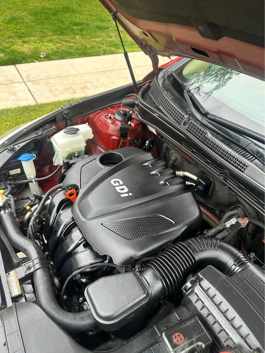 2012 Hyundai Sonata - Image 10 of 12