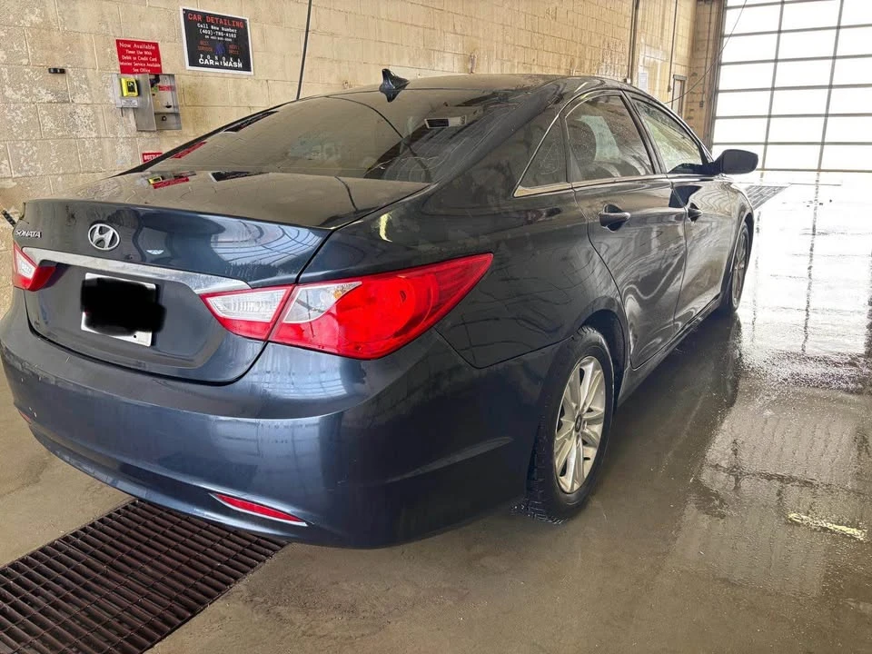2012 Hyundai Sonata - Image 4 of 6