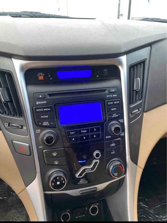 2012 Hyundai Sonata - Image 2 of 12