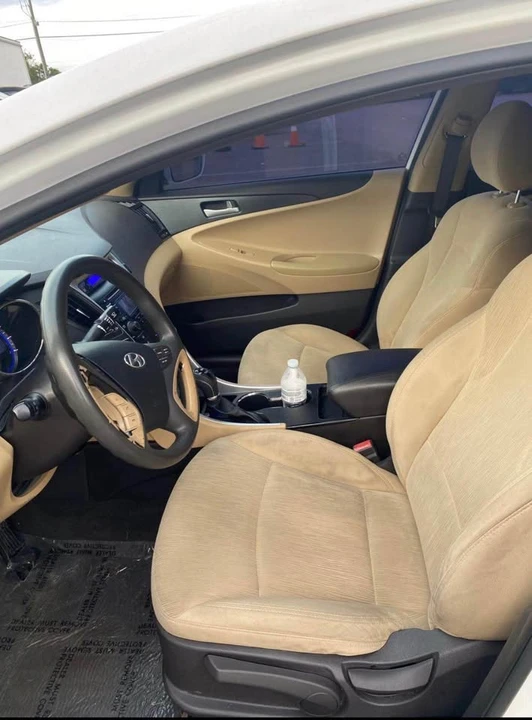 2012 Hyundai Sonata - Image 3 of 12