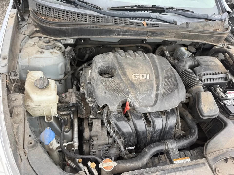 2012 Hyundai Sonata - Image 8 of 10