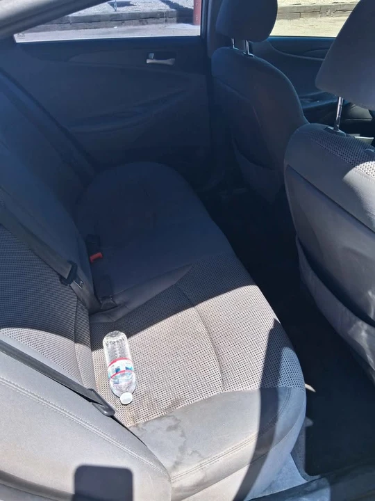2012 Hyundai Sonata - Image 10 of 12