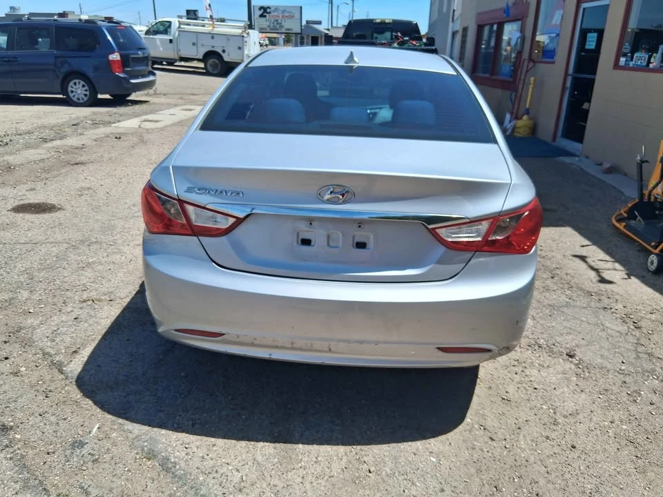2012 Hyundai Sonata - Image 12 of 12
