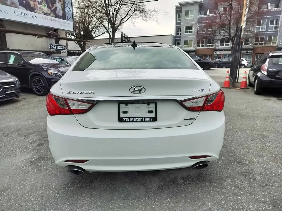 2012 Hyundai Sonata - Image 6 of 16