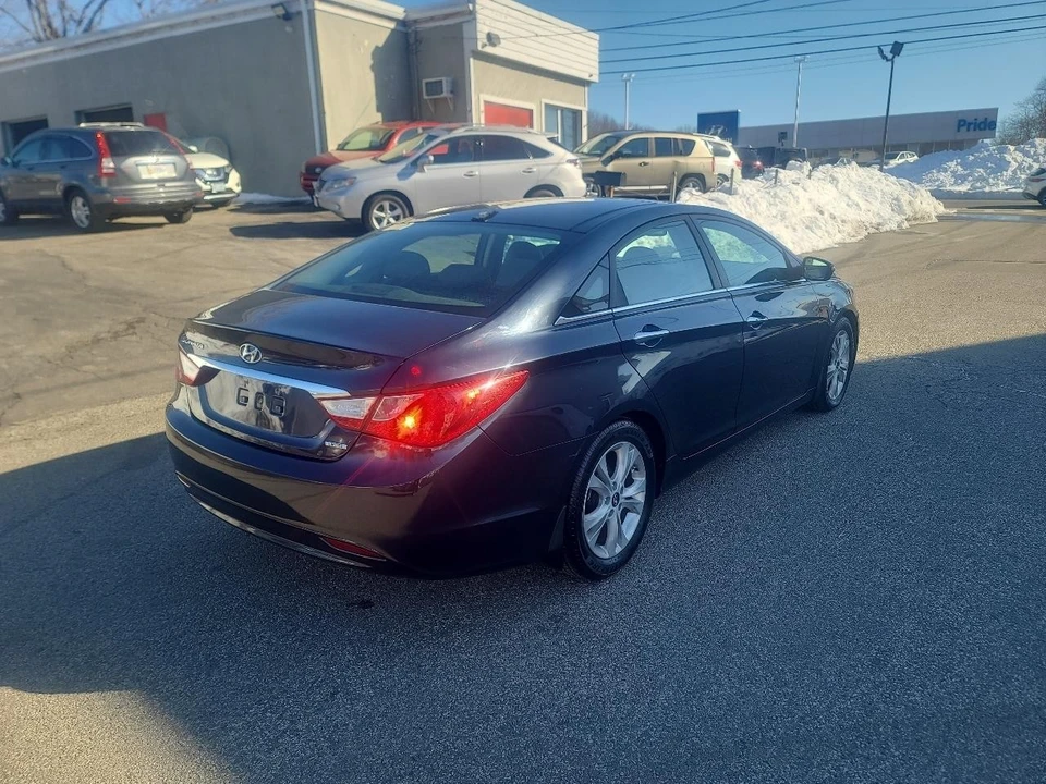 2012 Hyundai Sonata - Image 7 of 22