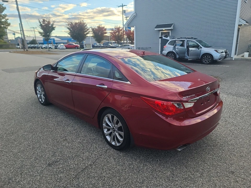 2012 Hyundai Sonata - Image 5 of 21