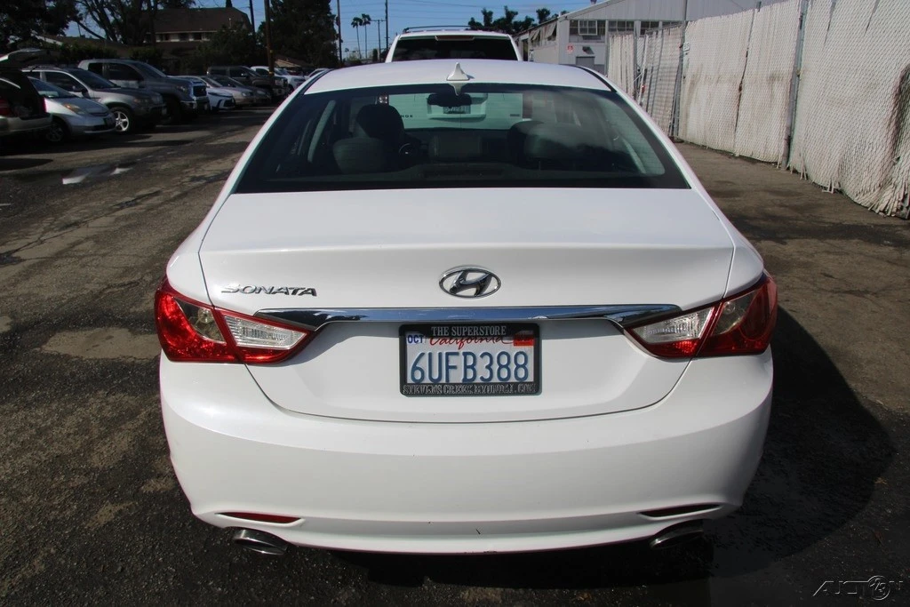 2012 Hyundai Sonata - Image 5 of 21