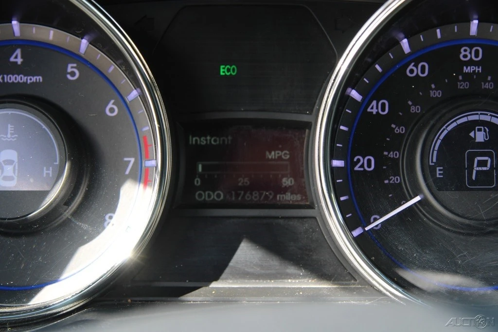 2012 Hyundai Sonata - Image 15 of 21