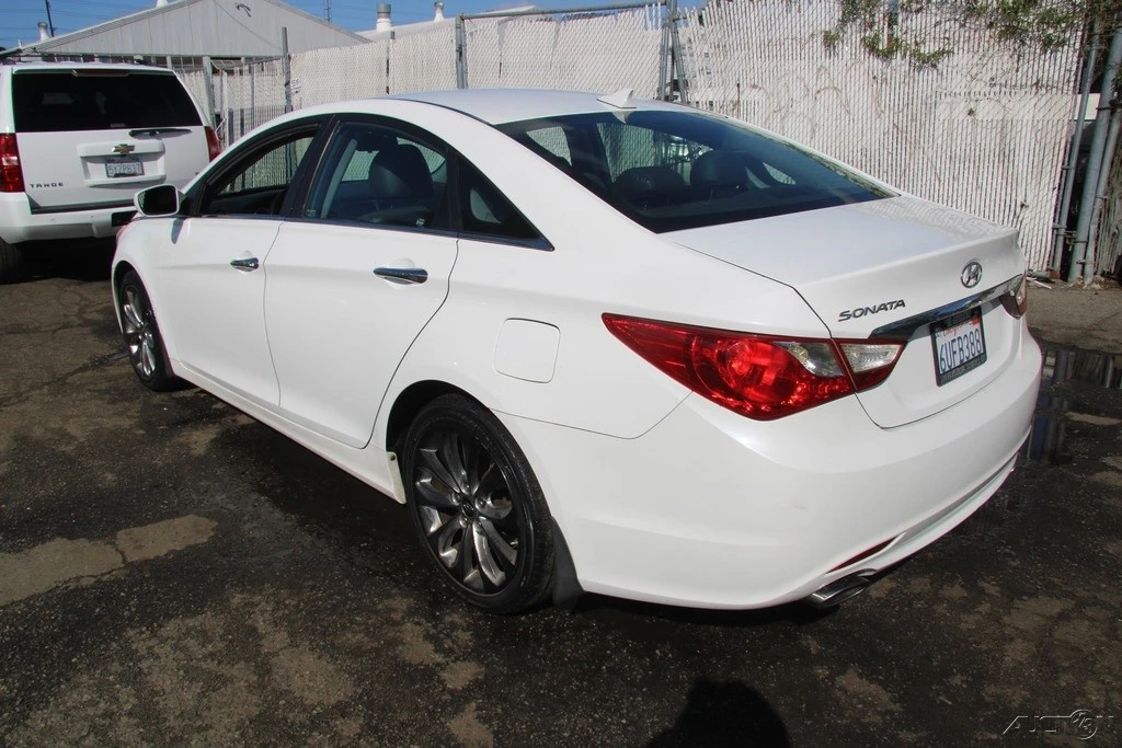 2012 Hyundai Sonata - Image 4 of 21