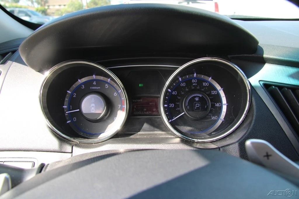 2012 Hyundai Sonata - Image 14 of 21