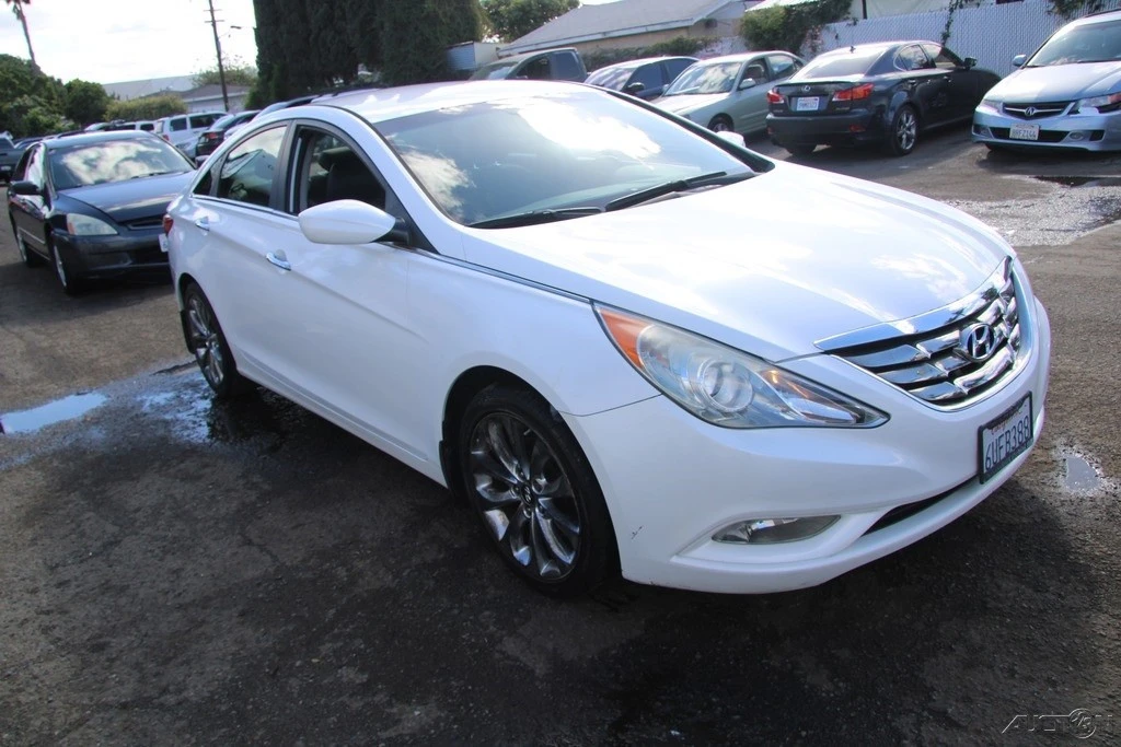 2012 Hyundai Sonata - Image 8 of 21