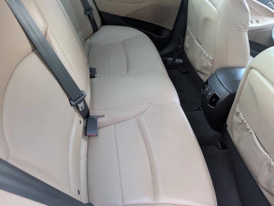 2012 Hyundai Sonata - Image 12 of 15