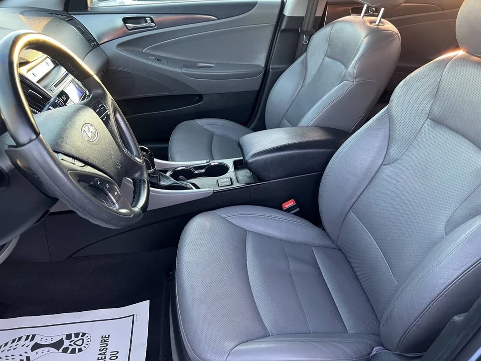 2012 Hyundai Sonata - Image 7 of 17