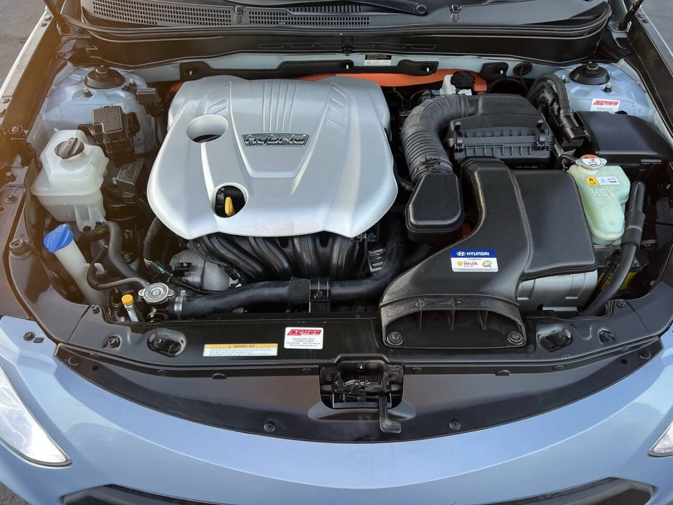 2012 Hyundai Sonata - Image 15 of 17