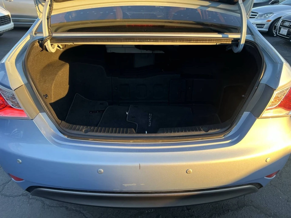 2012 Hyundai Sonata - Image 14 of 17