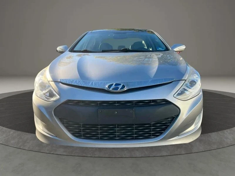 2012 Hyundai Sonata - Image 2 of 12