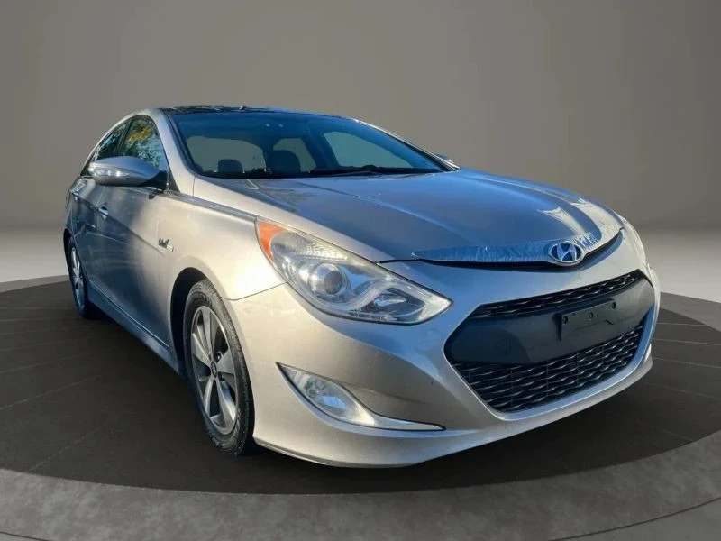2012 Hyundai Sonata - Image 3 of 12