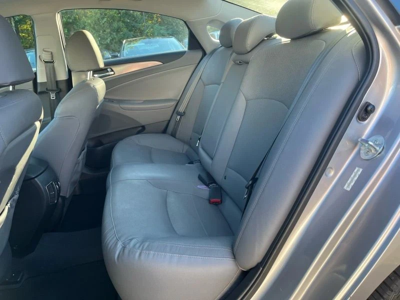 2012 Hyundai Sonata - Image 12 of 12