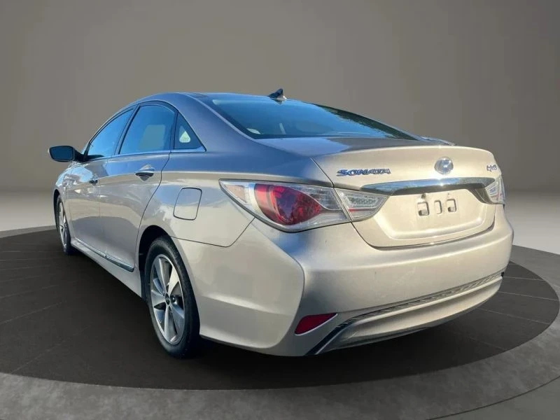 2012 Hyundai Sonata - Image 7 of 12
