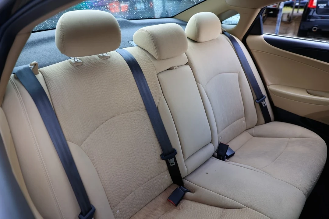 2012 Hyundai Sonata - Image 12 of 12