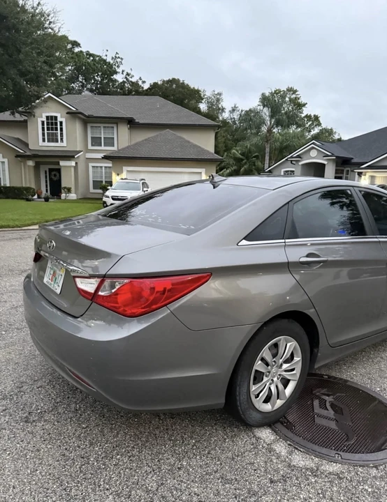 2012 Hyundai Sonata - Image 5 of 17