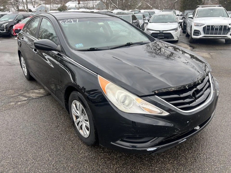 2012 Hyundai Sonata - Image 9 of 12