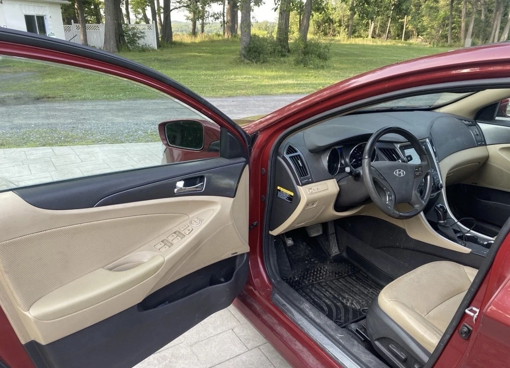 2012 Hyundai Sonata - Image 9 of 20