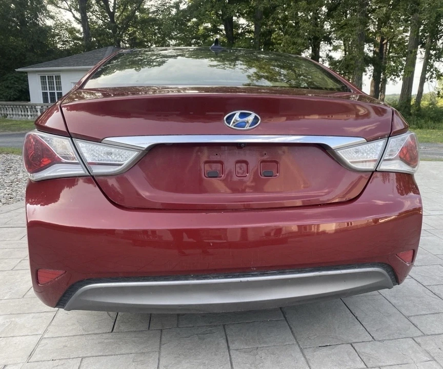 2012 Hyundai Sonata - Image 4 of 20