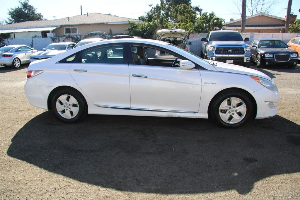 2012 Hyundai Sonata - Image 6 of 21