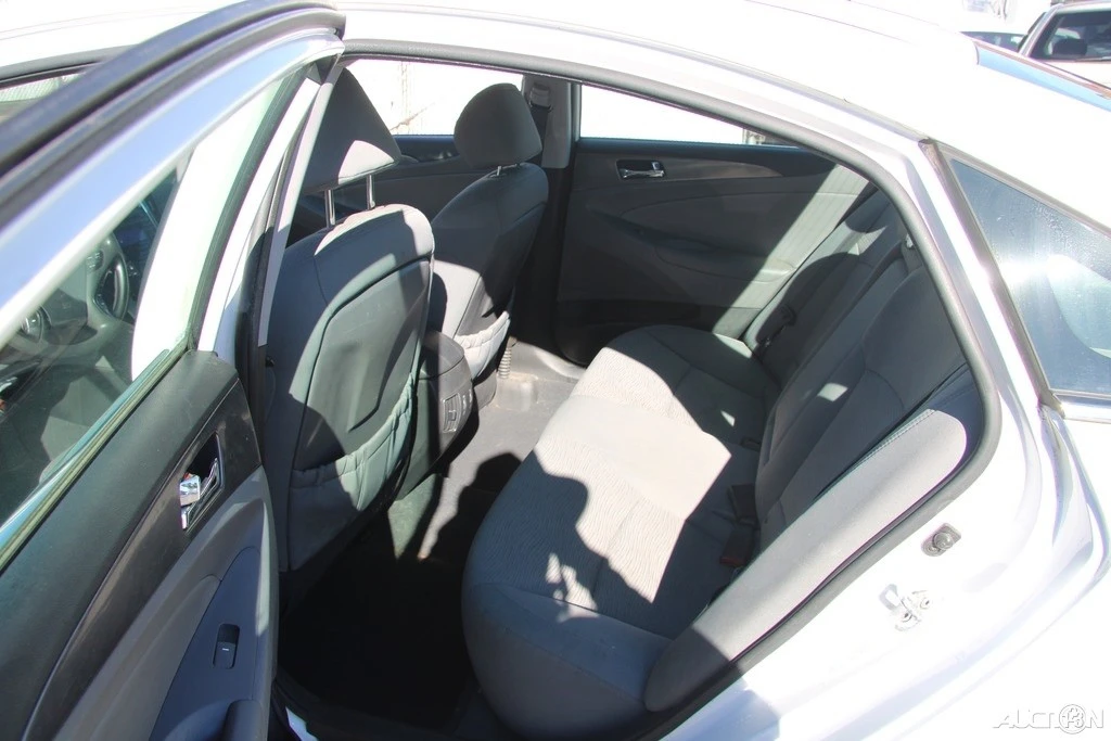 2012 Hyundai Sonata - Image 19 of 21