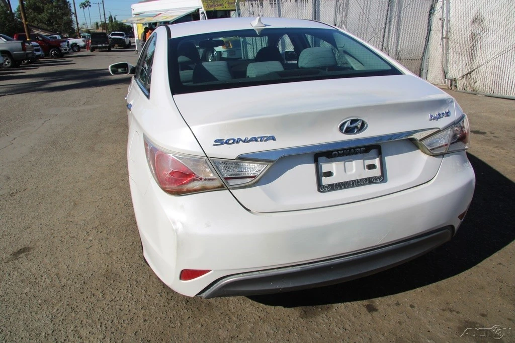 2012 Hyundai Sonata - Image 4 of 21