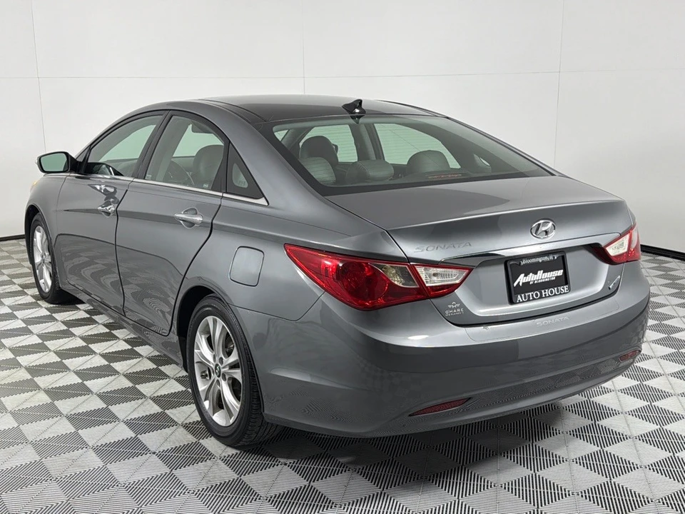 2012 Hyundai Sonata - Image 7 of 12