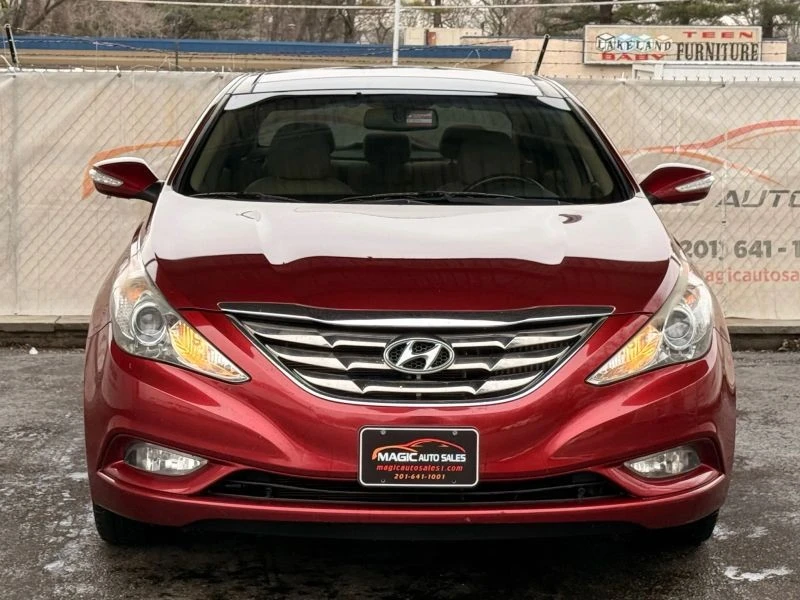2012 Hyundai Sonata - Image 5 of 12