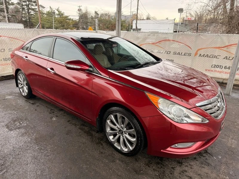 2012 Hyundai Sonata - Image 7 of 12