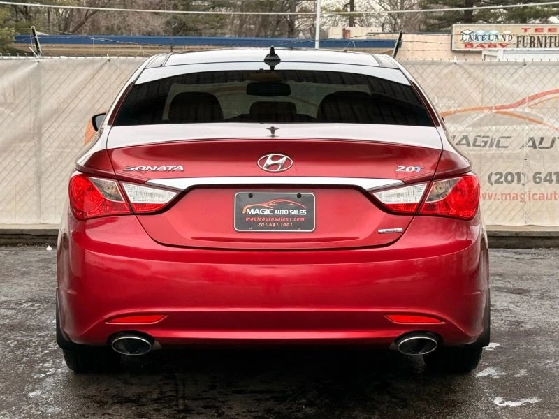 2012 Hyundai Sonata - Image 10 of 12