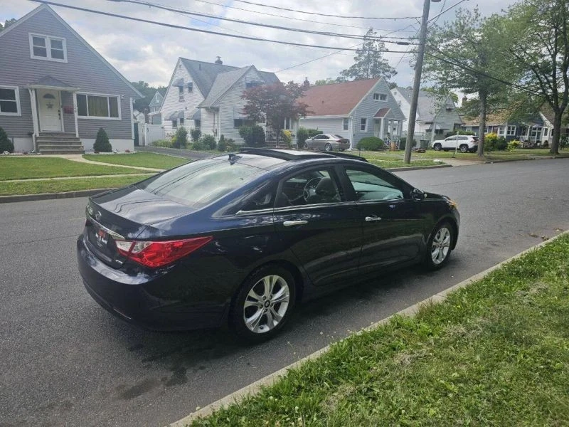 2012 Hyundai Sonata - Image 7 of 12