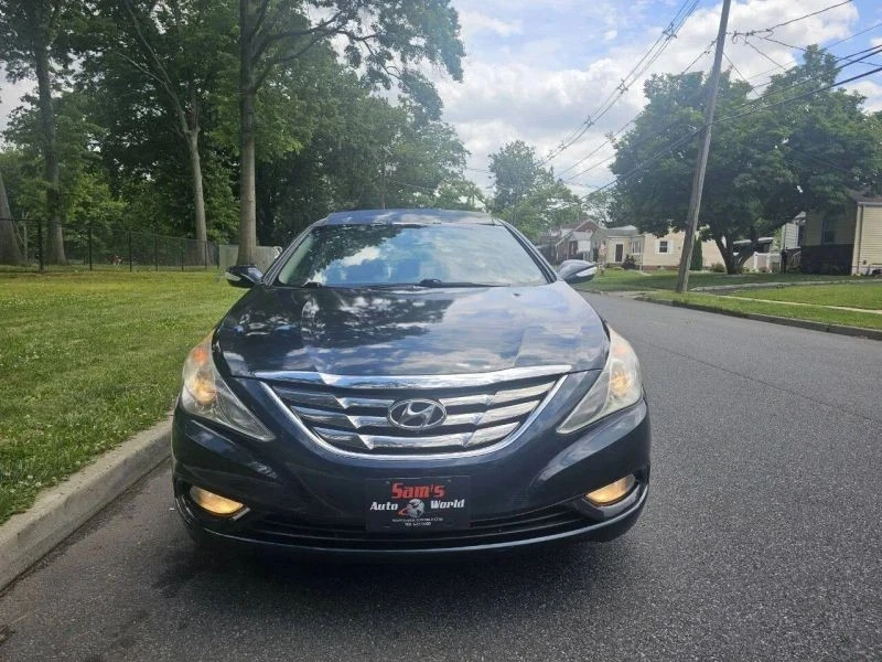 2012 Hyundai Sonata - Image 11 of 12