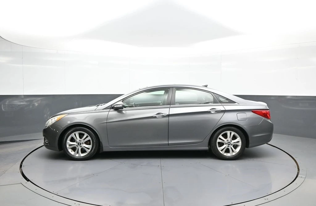 2012 Hyundai Sonata - Image 9 of 12