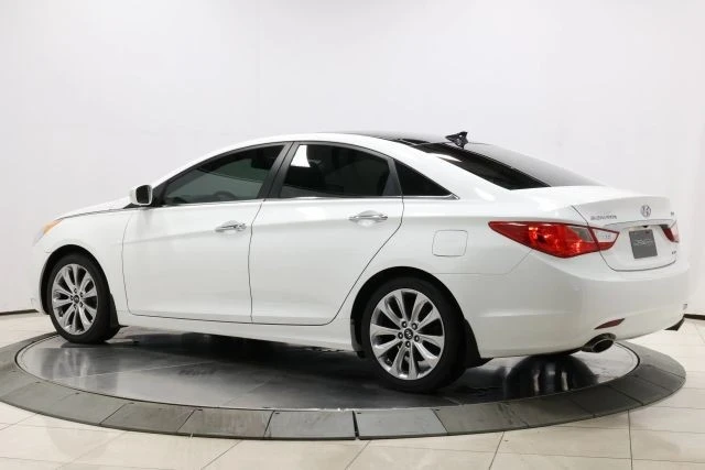 2012 Hyundai Sonata - Image 8 of 12