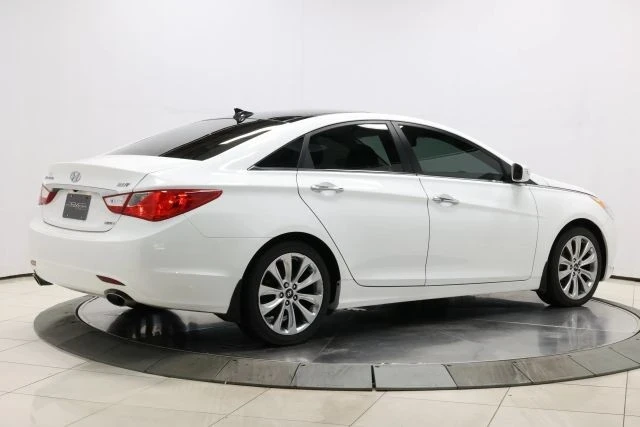 2012 Hyundai Sonata - Image 11 of 12