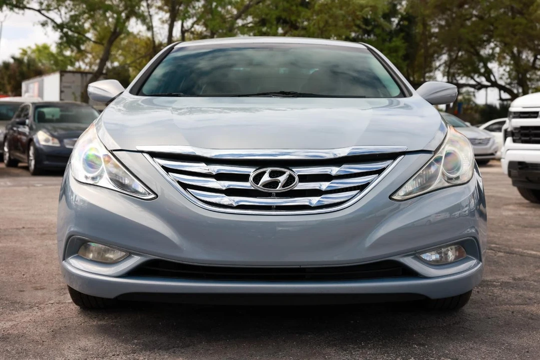 2012 Hyundai Sonata - Image 17 of 21