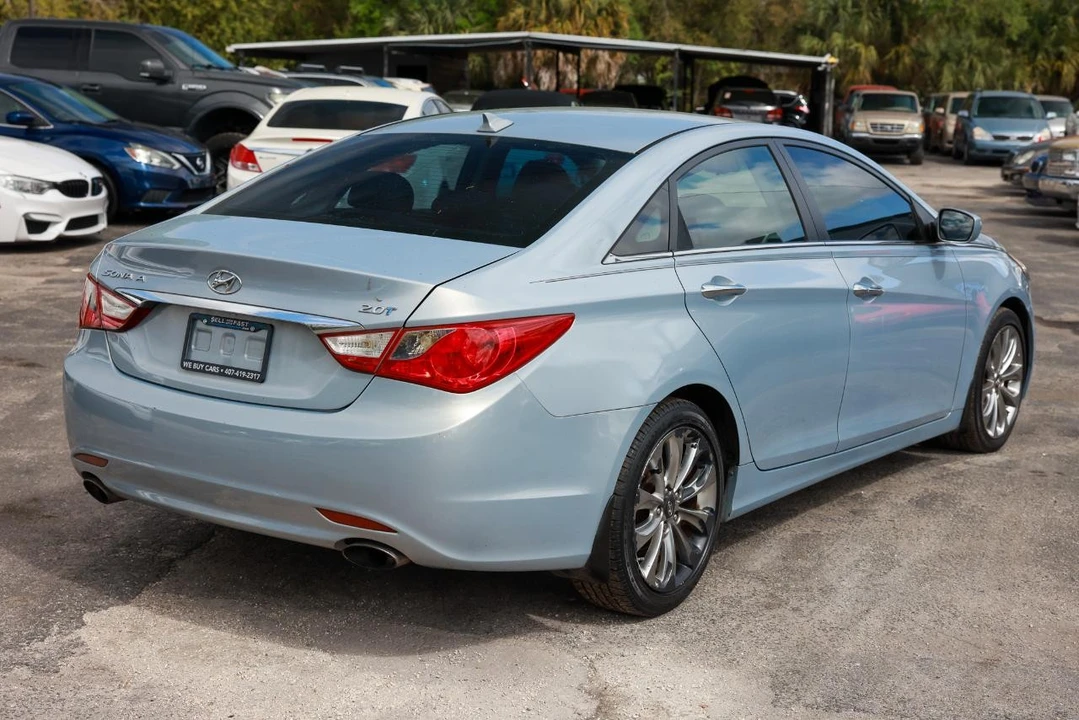 2012 Hyundai Sonata - Image 11 of 21