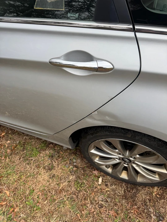 2012 Hyundai Sonata - Image 10 of 21