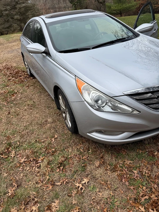 2012 Hyundai Sonata - Image 16 of 21