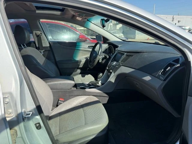 2012 Hyundai Sonata - Image 9 of 12