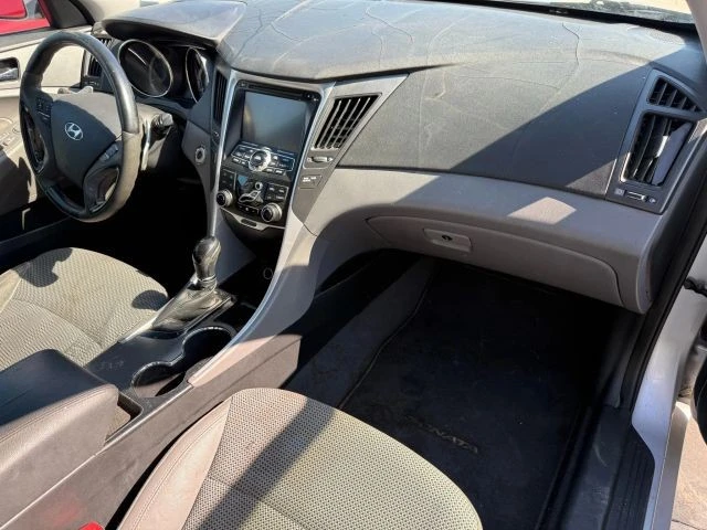 2012 Hyundai Sonata - Image 8 of 12