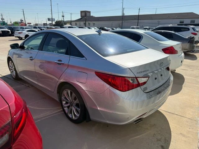 2012 Hyundai Sonata - Image 5 of 12
