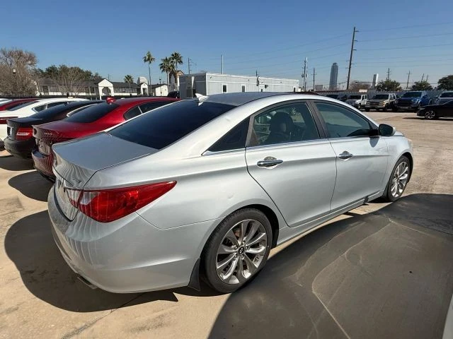 2012 Hyundai Sonata - Image 6 of 12