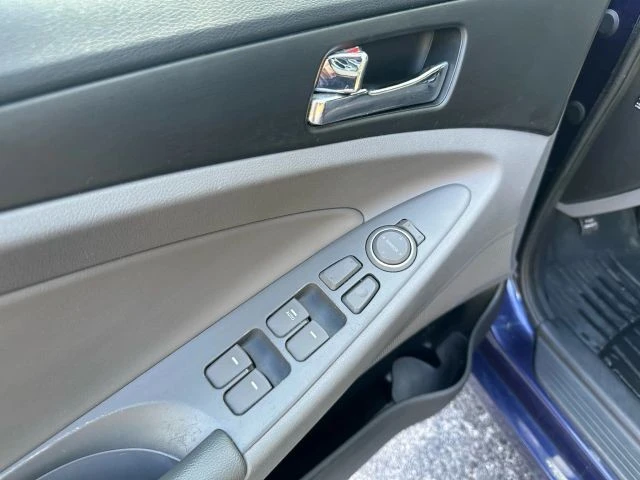 2012 Hyundai Sonata - Image 10 of 20